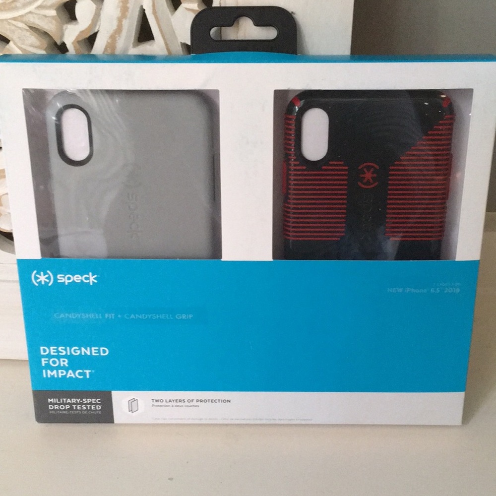 Speck Double Phone Case 1 gray and 1 red